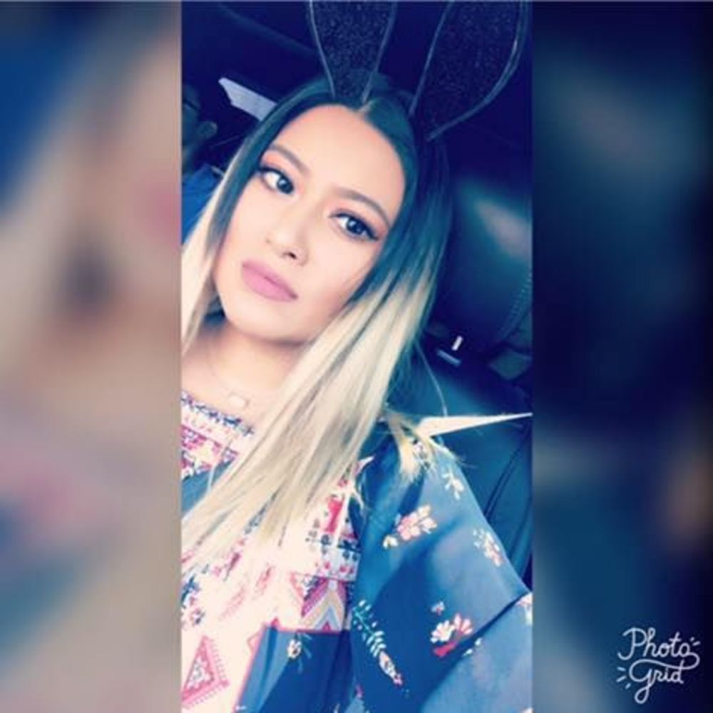 Meet your Posher, Bella